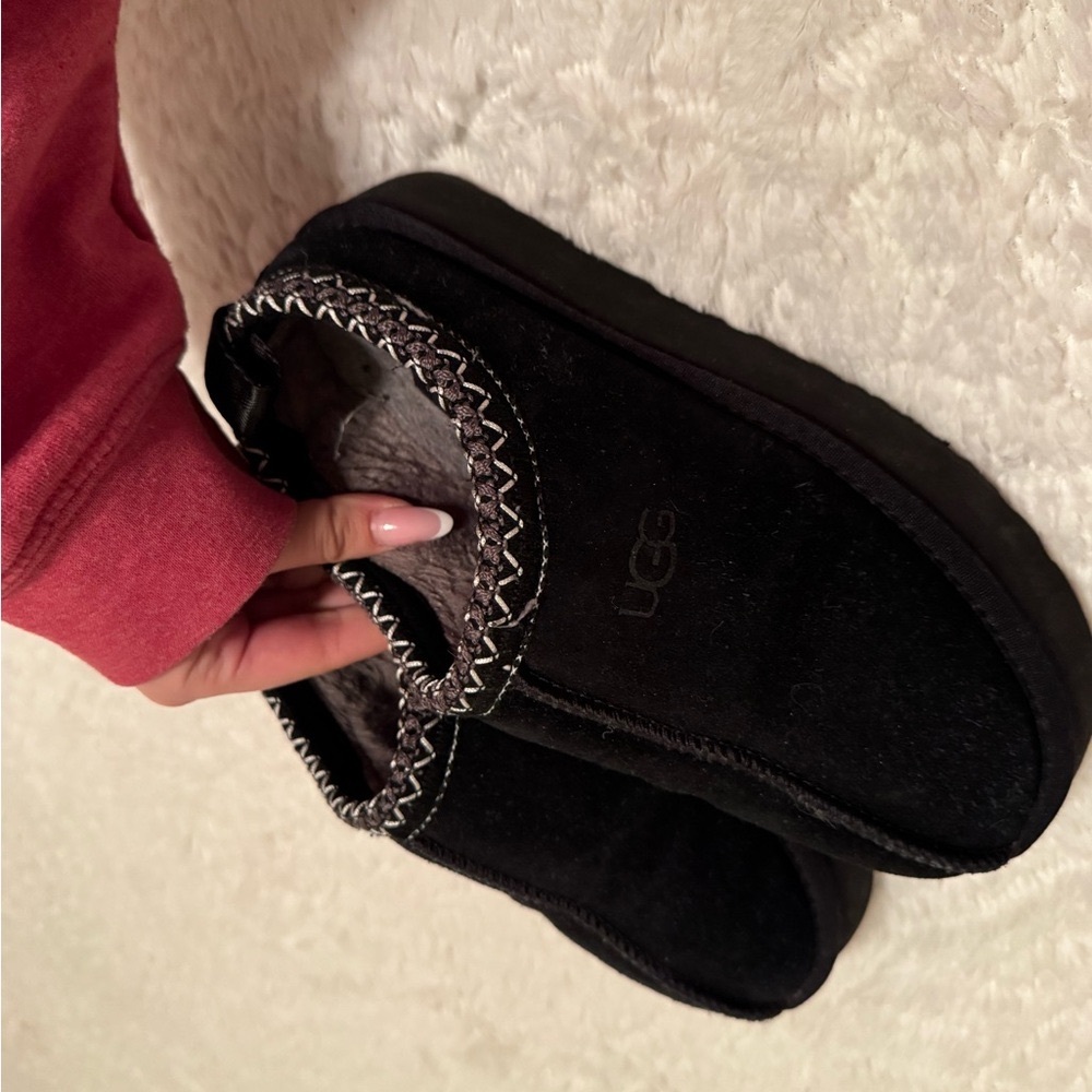 UGG Black Cozy Slippers with Plush Lining